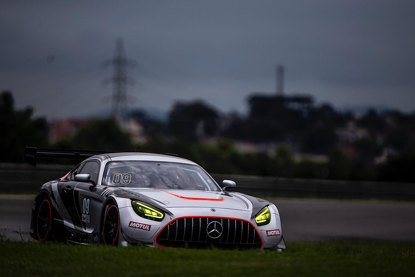 Race Valley - Como é a pista de arrancada em Tremembé - Competição de carros  de corrida no autódromo 